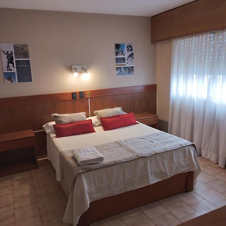Camino Real Hotel Cordova Esterno foto