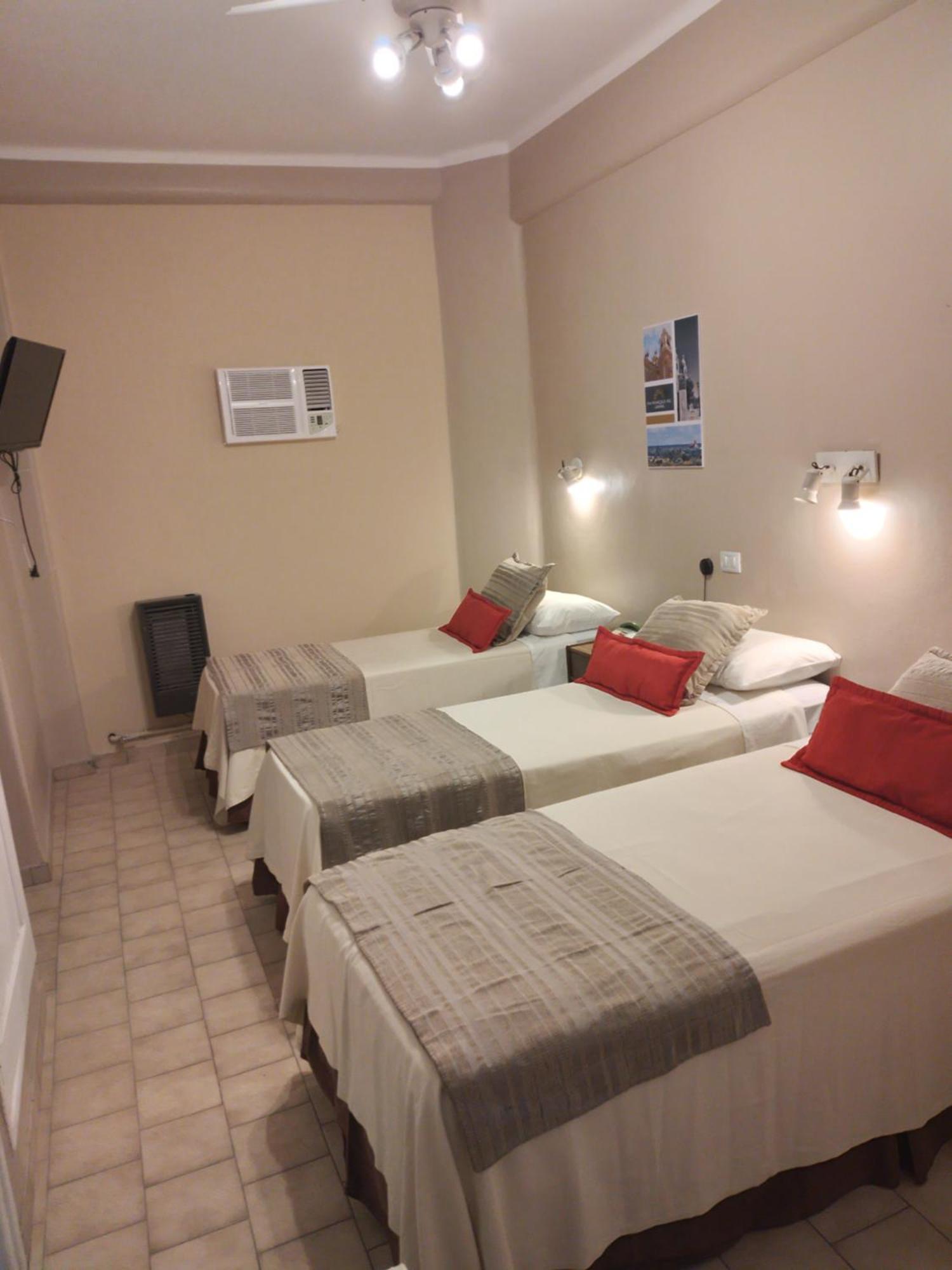 Camino Real Hotel Cordova Esterno foto