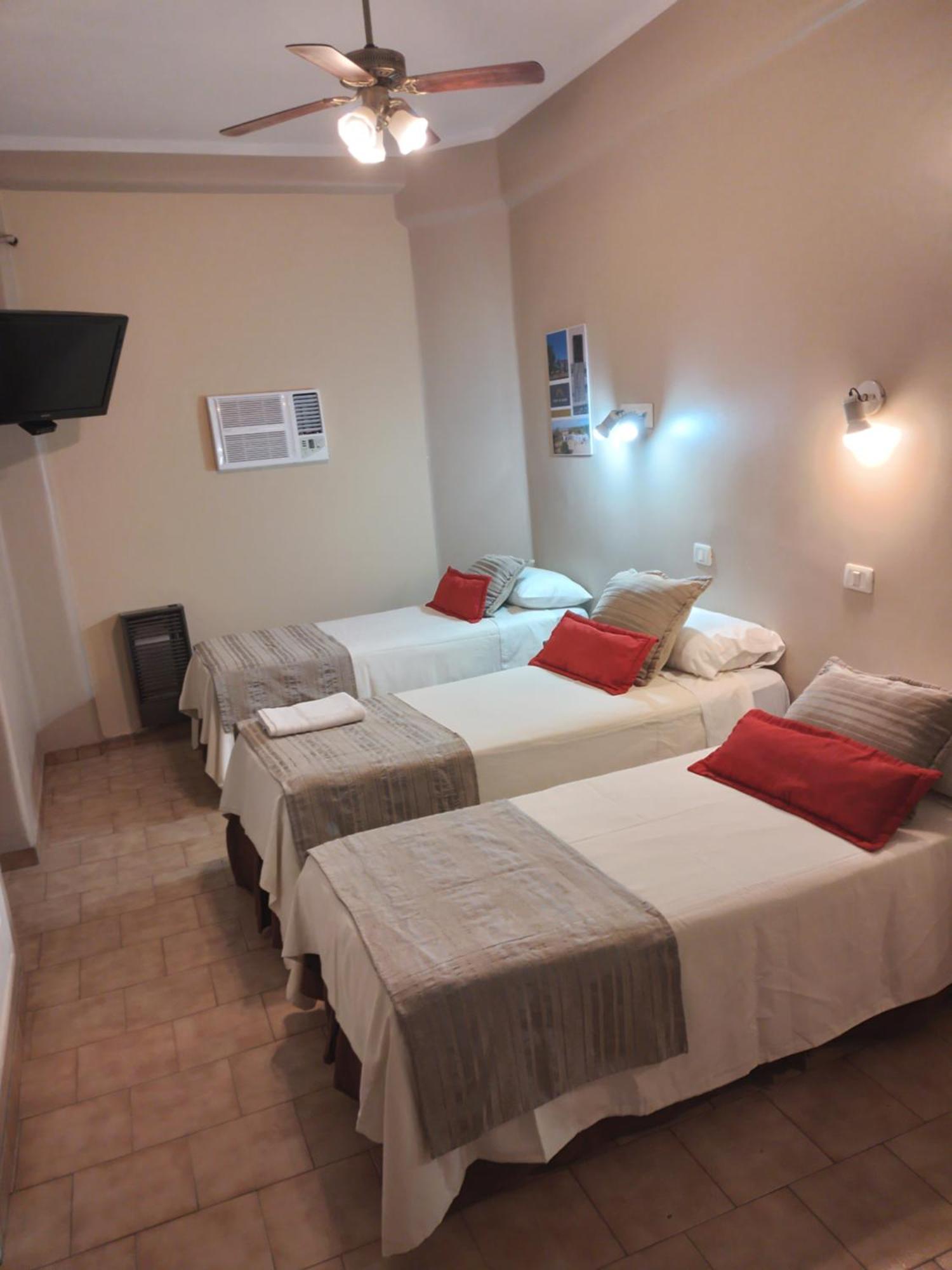 Camino Real Hotel Cordova Esterno foto